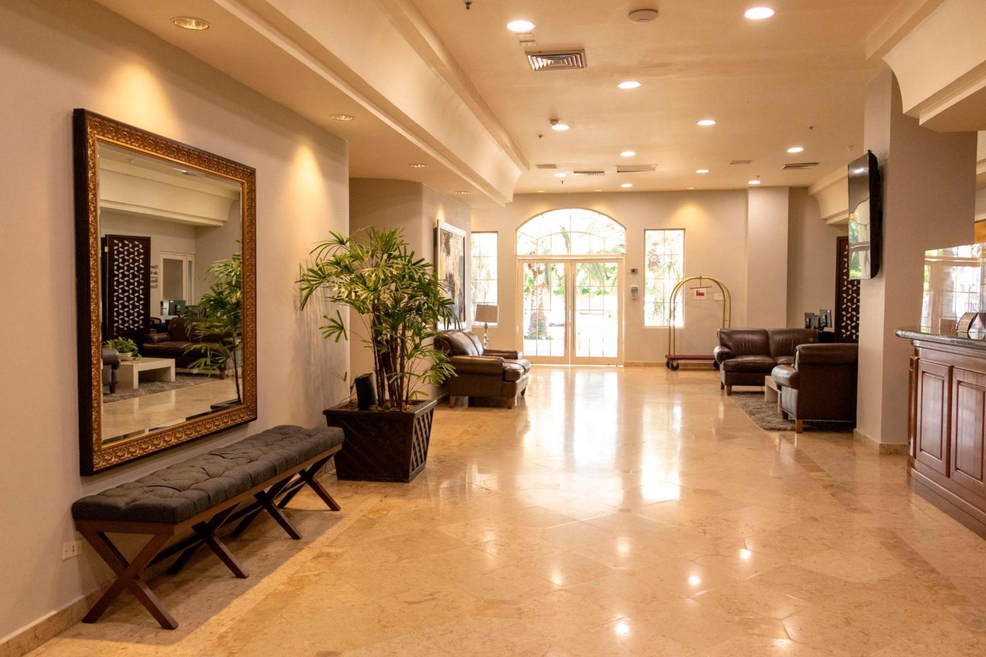 Best Western Plus Los Mochis Esterno foto